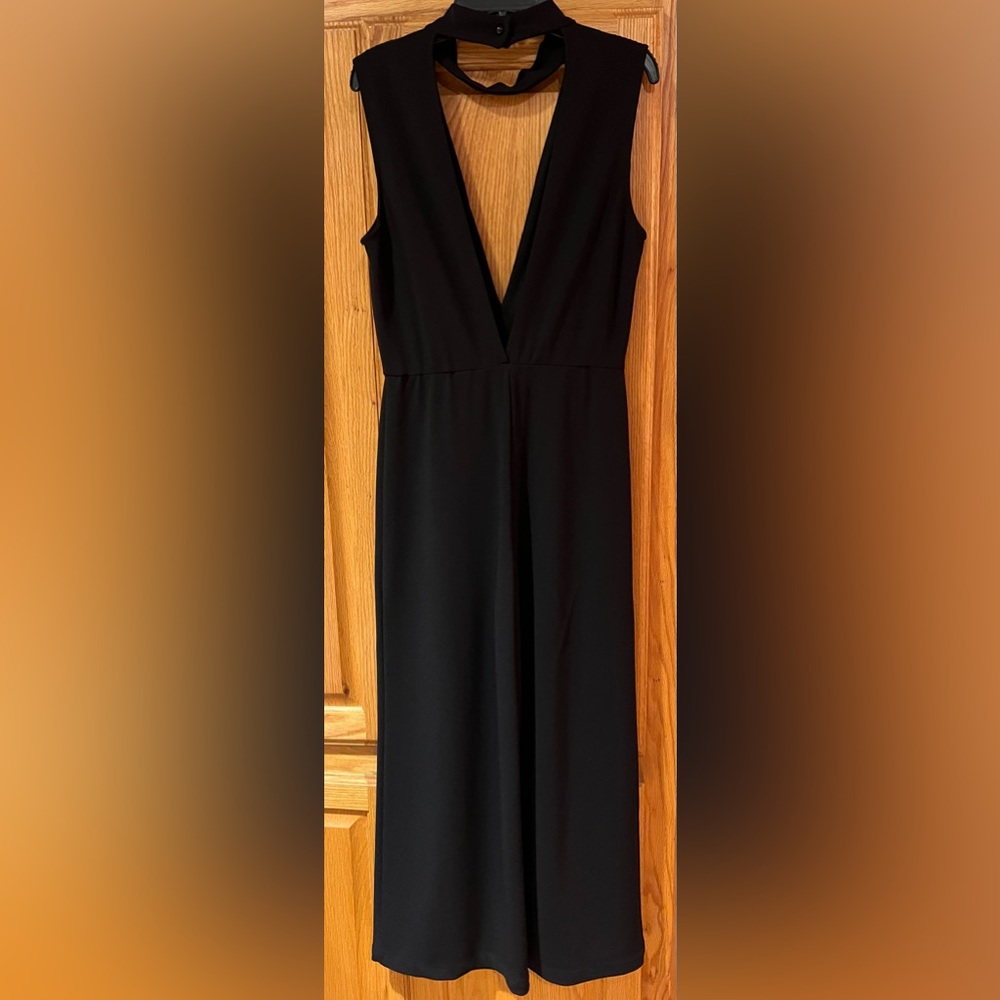Windsor Black Deep V-Neck & Deep V-Back Cropped Wide Leg Jumpsuit Size Medium - Picture 5 of 7